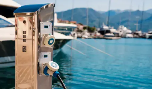 The Advantages of a Dual Marine Shore Power Cord Input Converter